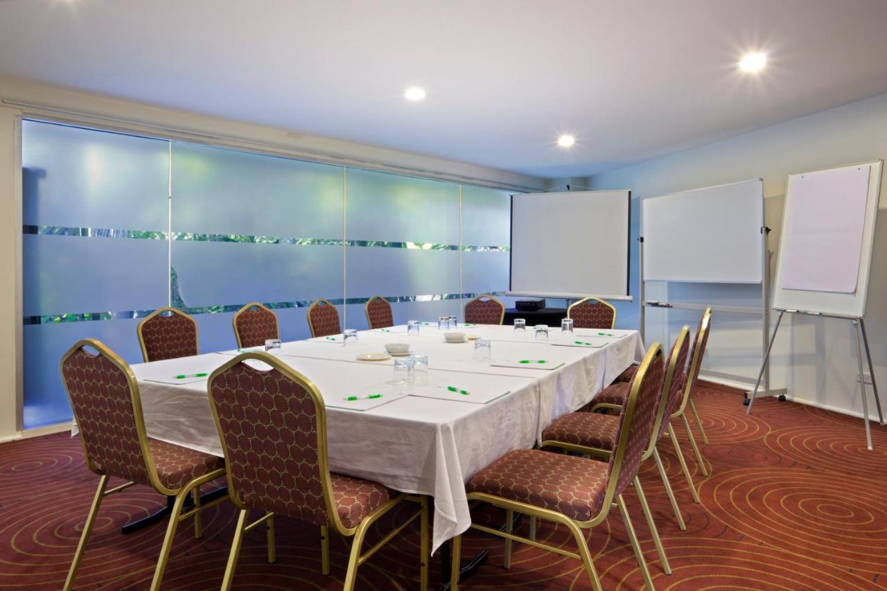 Holiday Inn & Suites Port Moresby By Ihg Exteriör bild