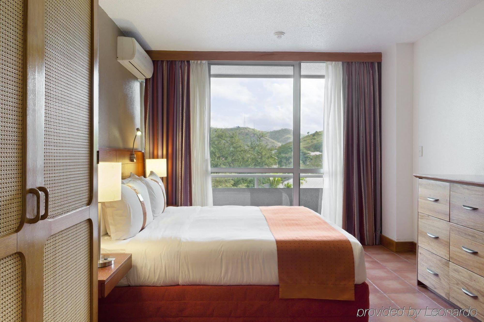 Holiday Inn & Suites Port Moresby By Ihg Rum bild