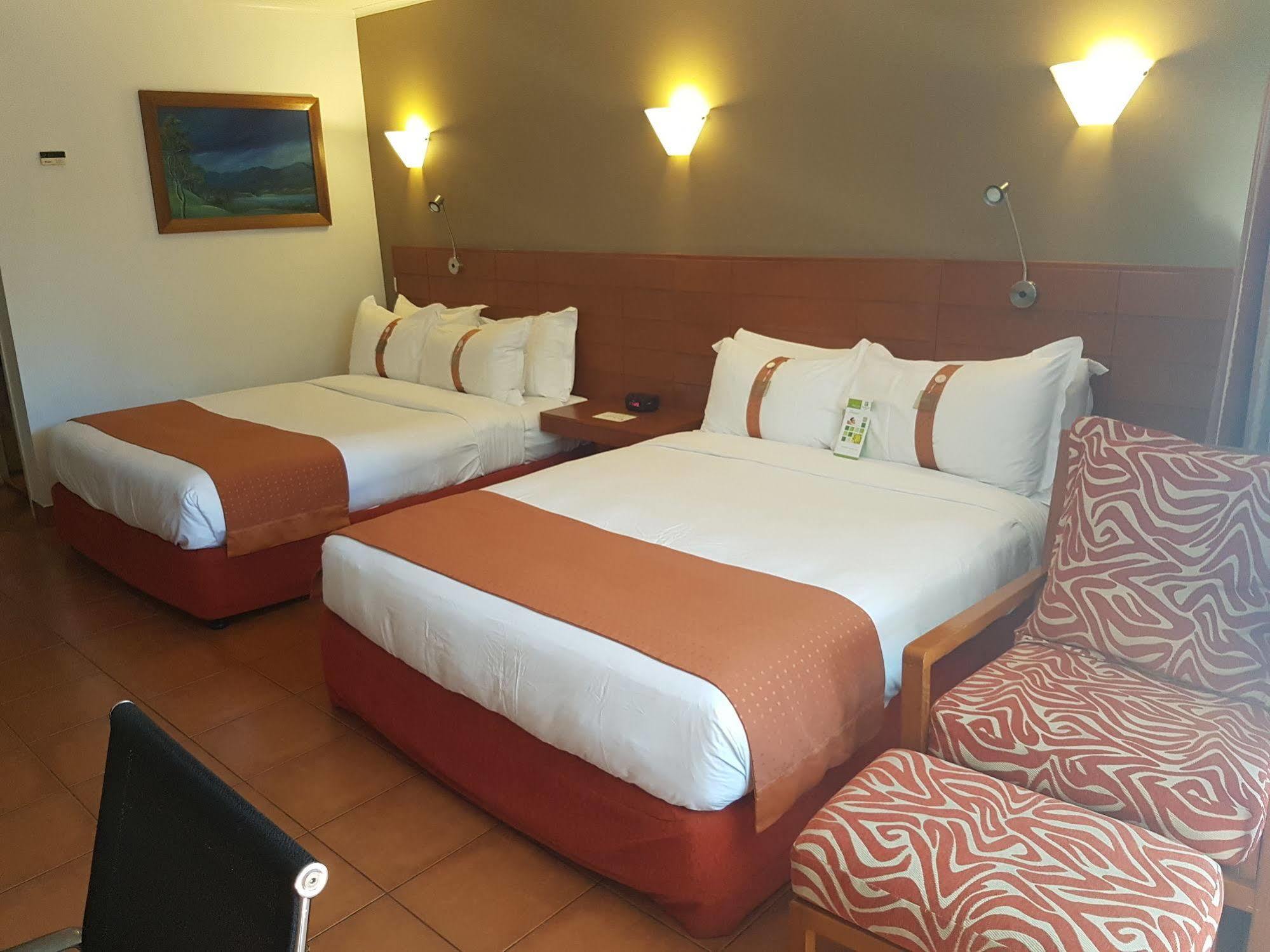 Holiday Inn & Suites Port Moresby By Ihg Exteriör bild