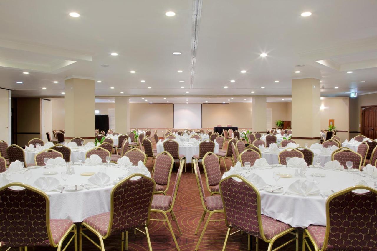 Holiday Inn & Suites Port Moresby By Ihg Exteriör bild